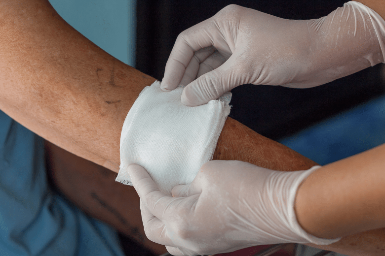 The Benefits of Specialized Wound Care Services